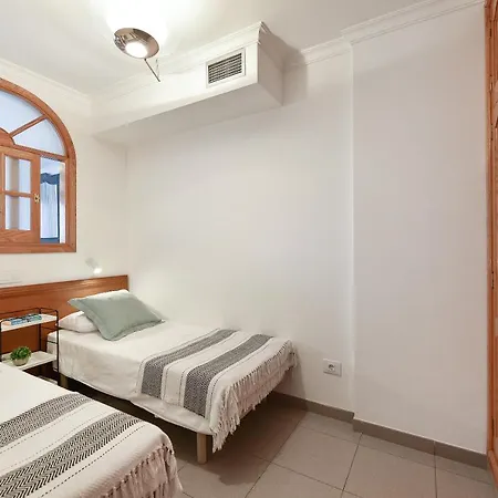 Don Carlos * ラスパルマス・デ・グランカナリア