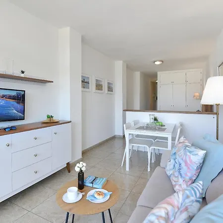 Don Carlos アパート