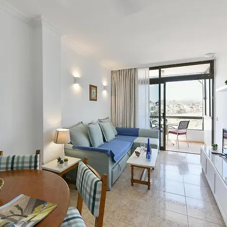 Don Carlos アパート