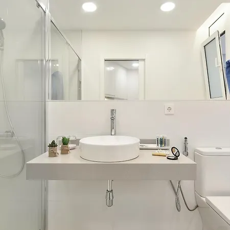 Don Carlos アパート