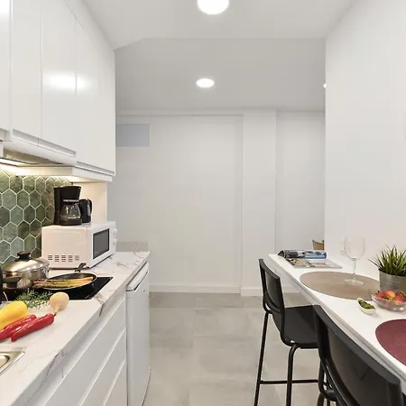 Don Carlos アパート *