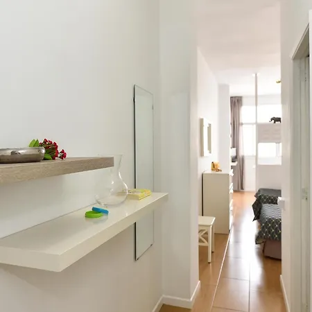 Don Carlos アパート *