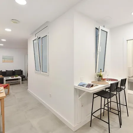 Don Carlos アパート *