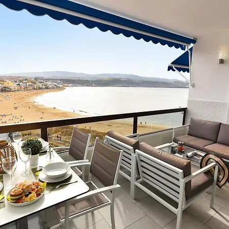 アパート Don Carlos